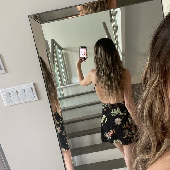 Open back floral dress - Picture 3 of 5